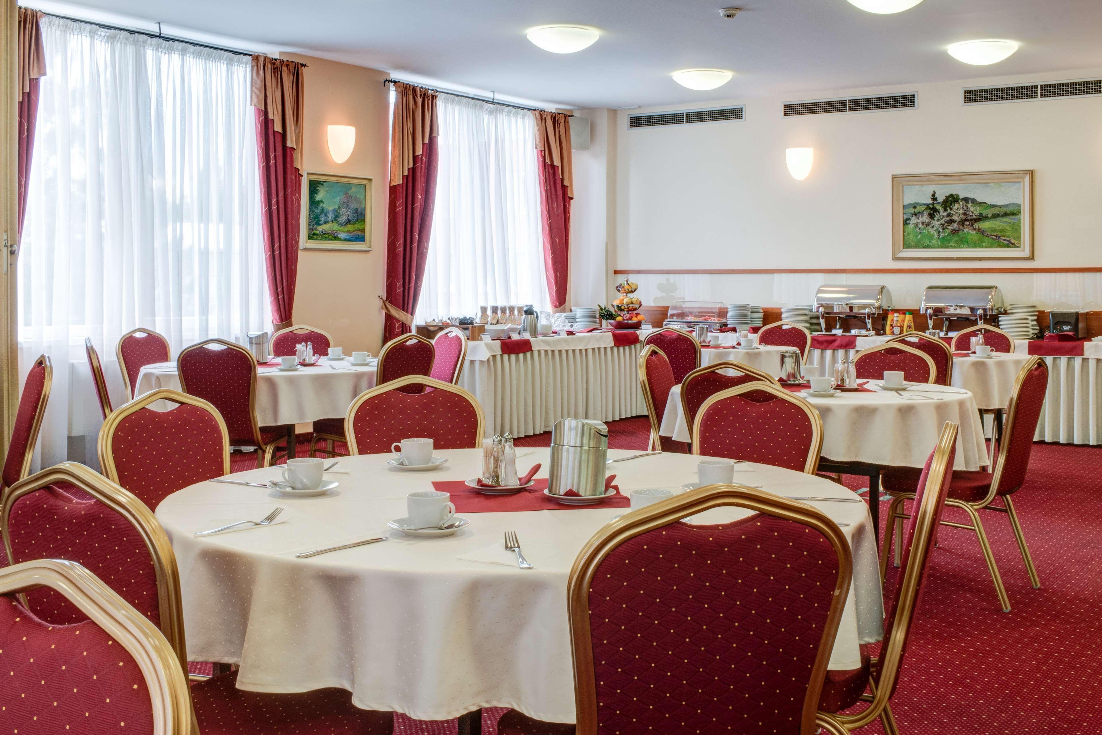 Best Western Hotel Vista Ostrava Exterior photo