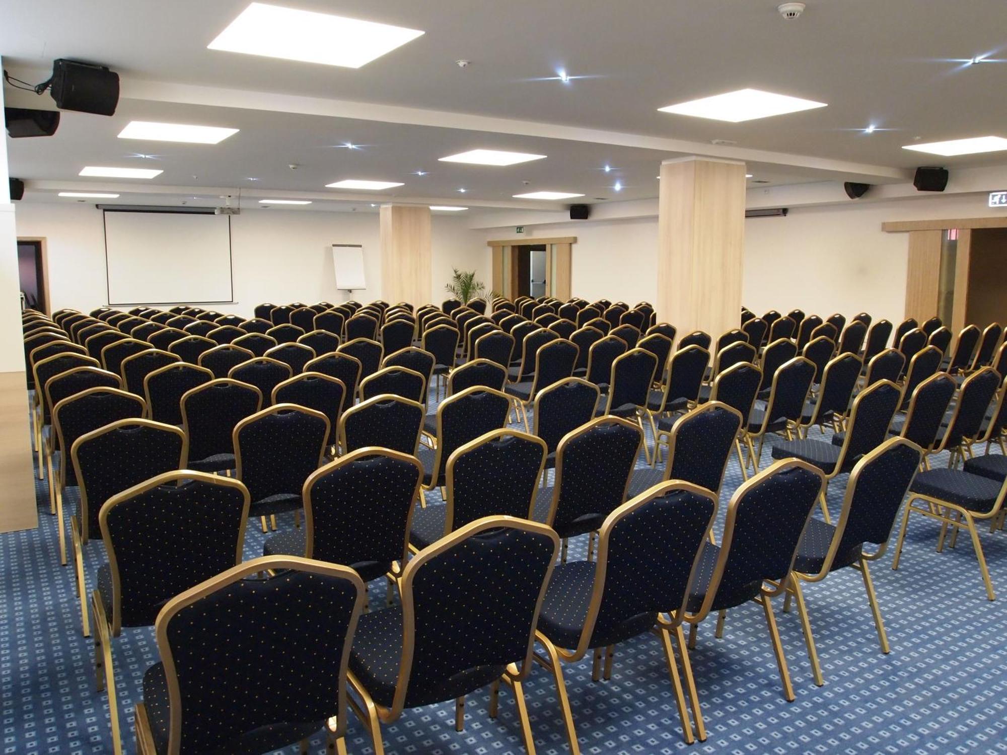 Best Western Hotel Vista Ostrava Exterior photo